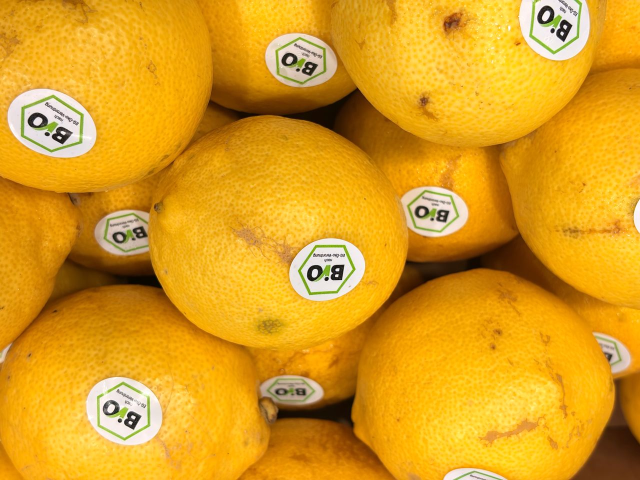 Jaký je rozdíl mezi BIO a běžnými potravinami a kdy se vyplatí připlatit